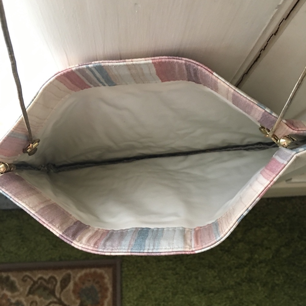 Clutch - Picture 2 of 2